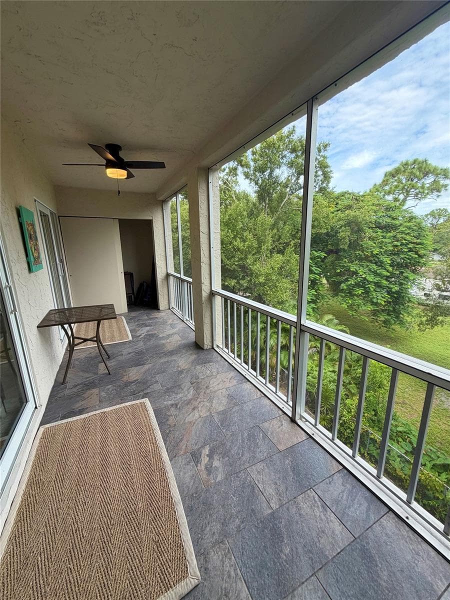 Condominium at 3708 LAKE BAYSHORE DR #K415, BRADENTON, photo 22 of 24