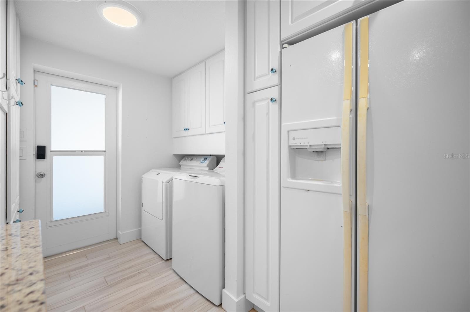 Laundry room inside - 2111 HEASLEY RD, ENGLEWOOD