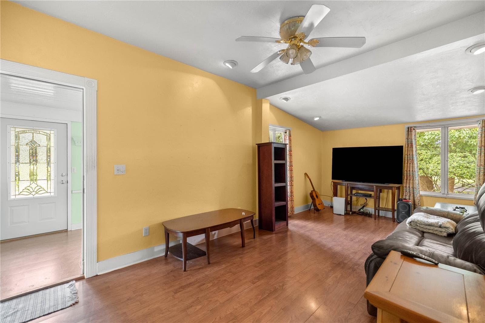 Single Family Residence at 16770 SW 137TH AVE, ARCHER, photo 12 of 24