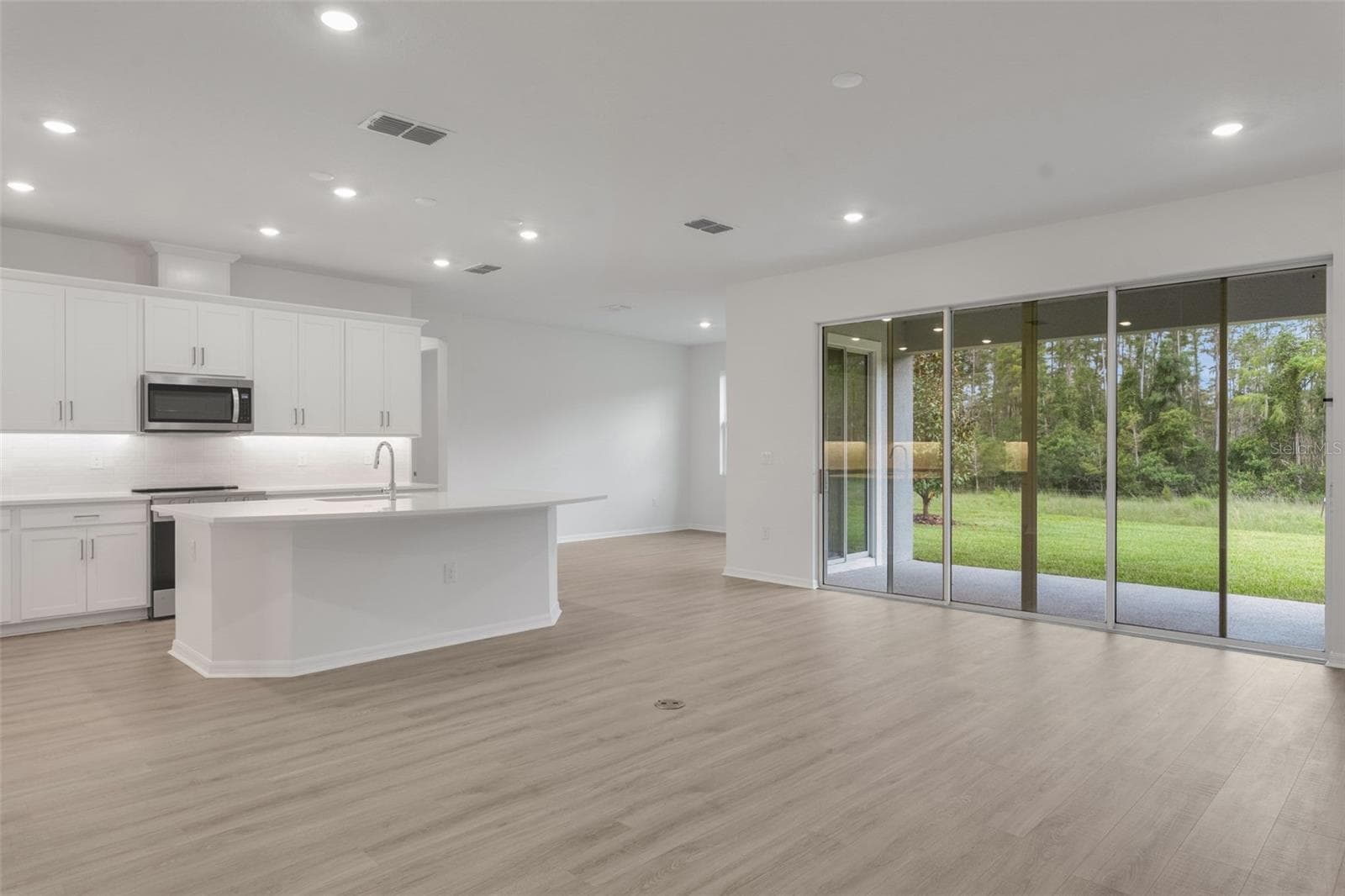 Single Family Residence at 17572 VALLEYWOOD PKWY, LAND O LAKES, photo 27 of 57