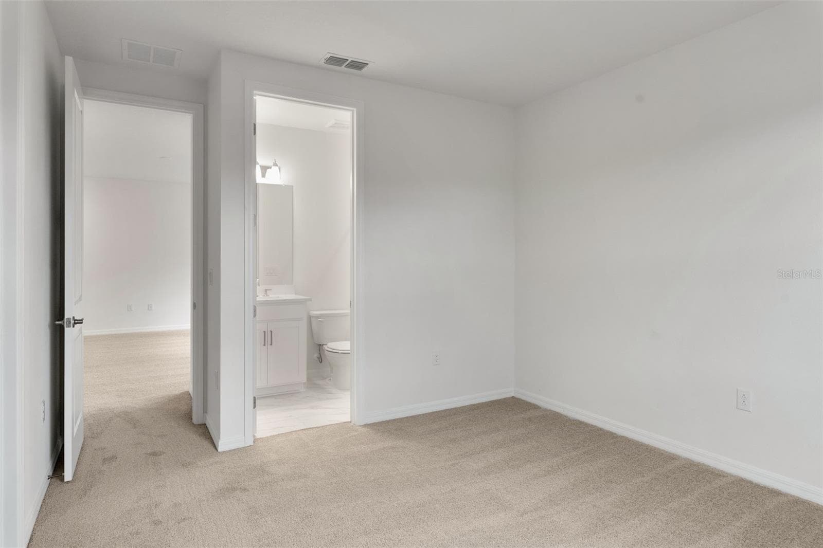 Single Family Residence at 17572 VALLEYWOOD PKWY, LAND O LAKES, photo 52 of 57