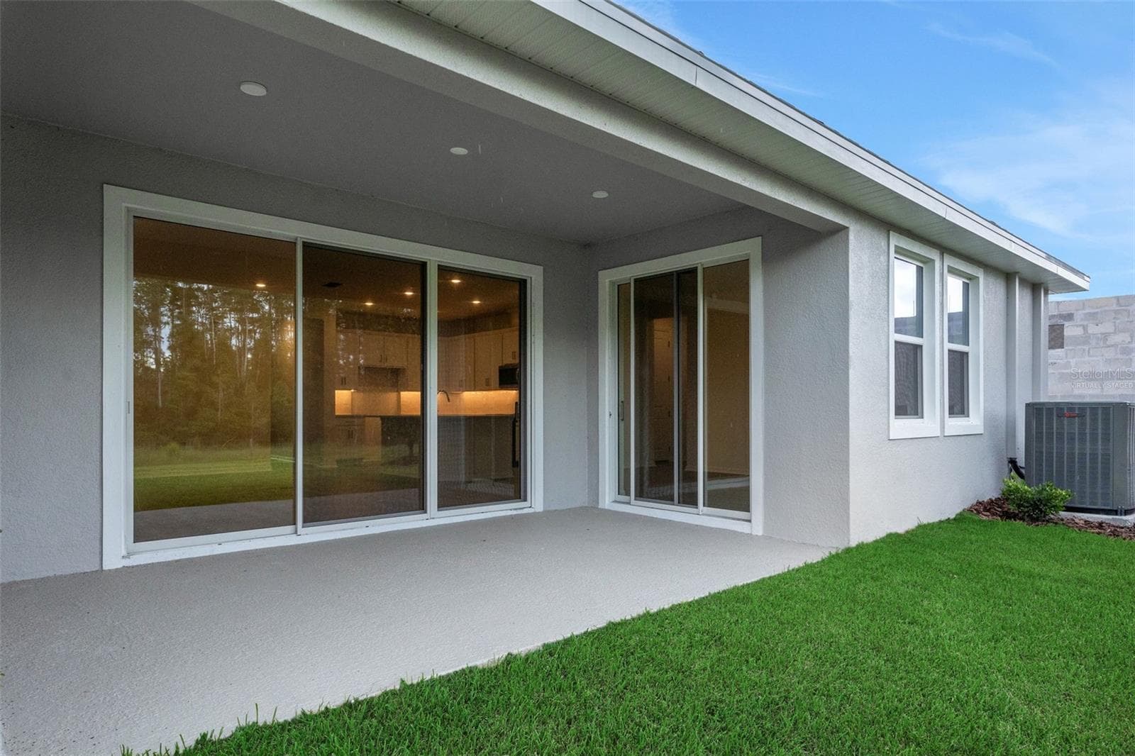 Virtually Staged - 17572 VALLEYWOOD PKWY, LAND O LAKES