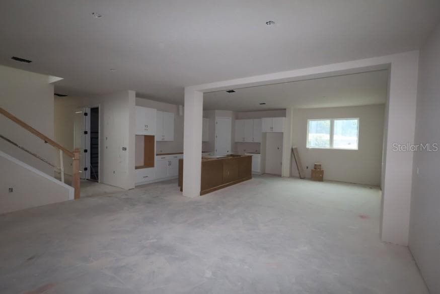 Family Room **Under Construction - 2926 W ELLIS DR, TAMPA