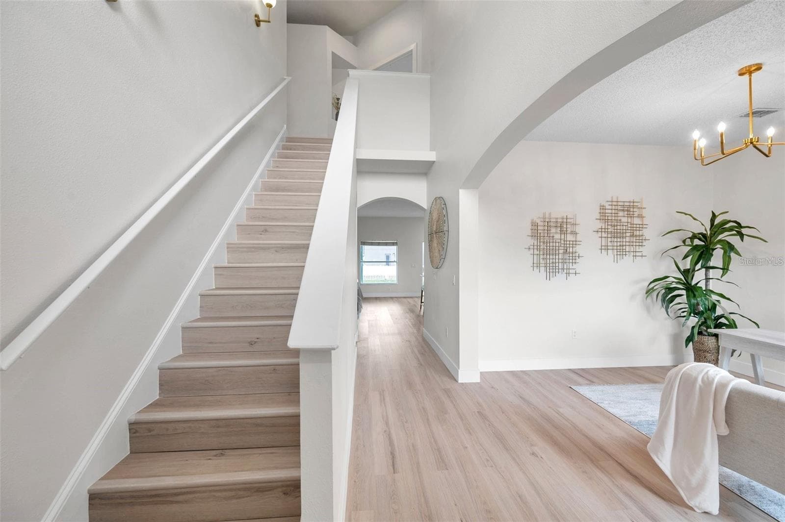 Single Family Residence at 2325 INDIAN KEY DR, HOLIDAY, photo 13 of 31