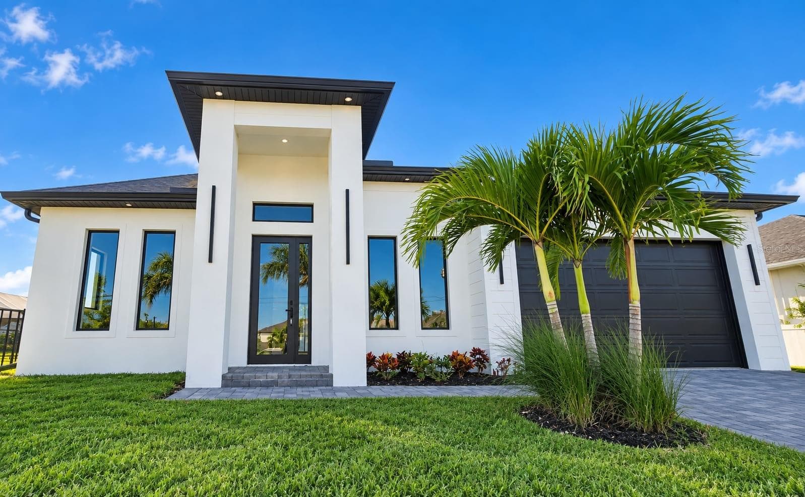 1528 NW 37TH AVE