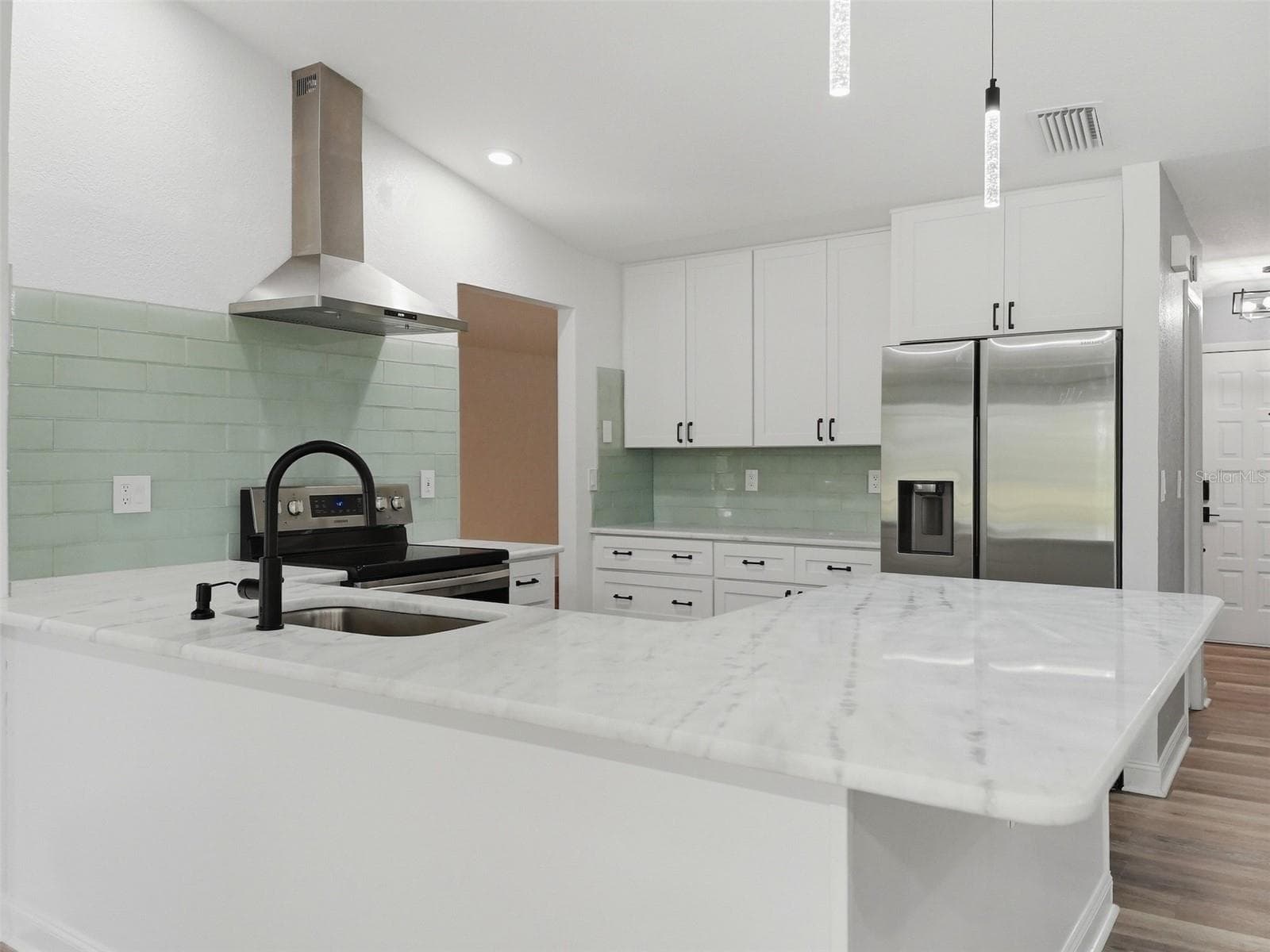 Single Family Residence at 5298 FLORENTINE CT, SPRING HILL, photo 7 of 49