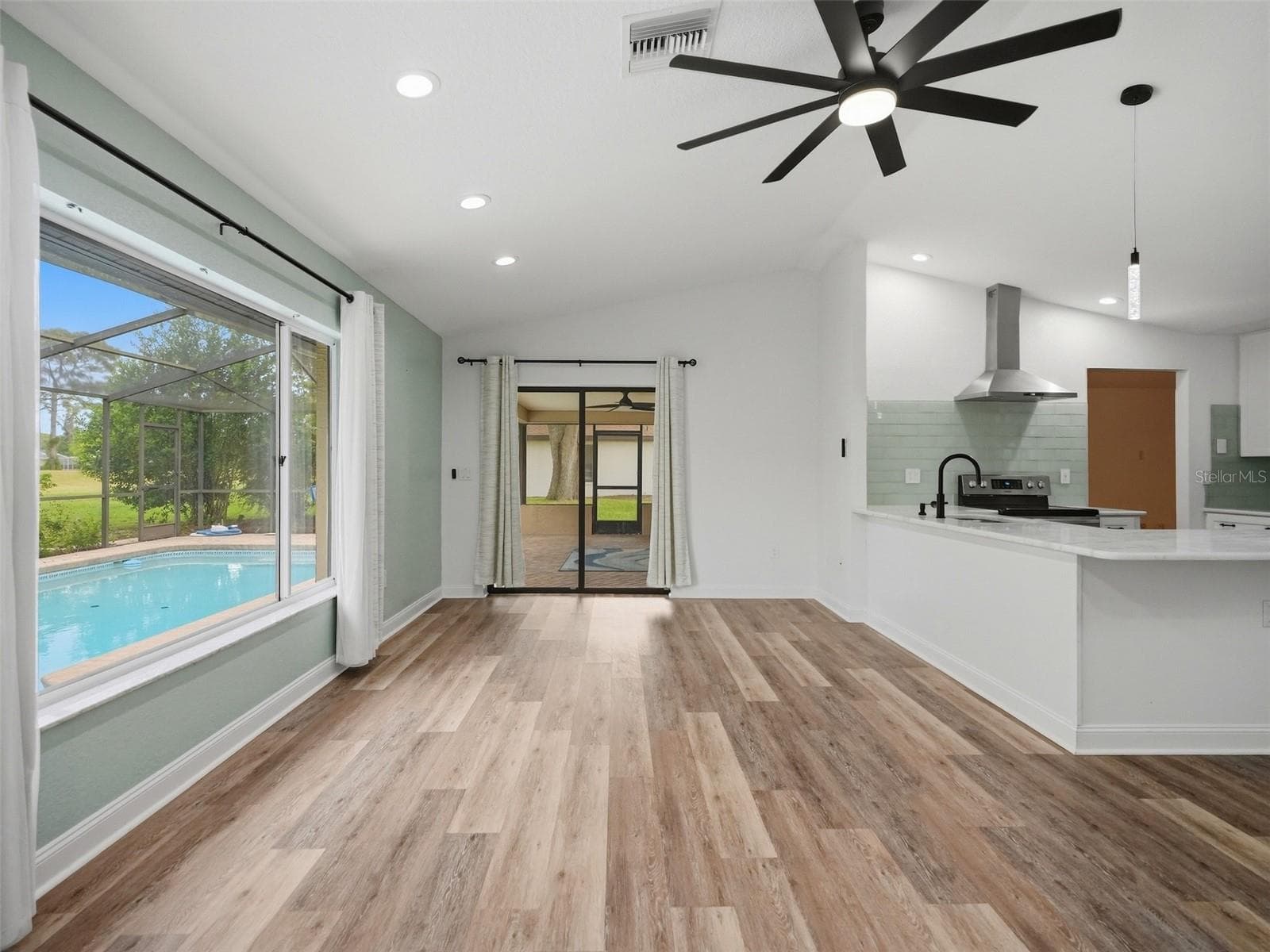 Single Family Residence at 5298 FLORENTINE CT, SPRING HILL, photo 13 of 49