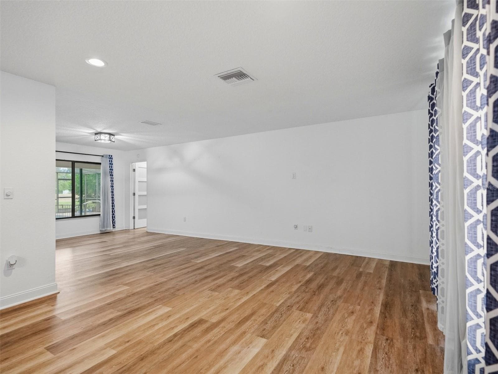 Single Family Residence at 5298 FLORENTINE CT, SPRING HILL, photo 16 of 49