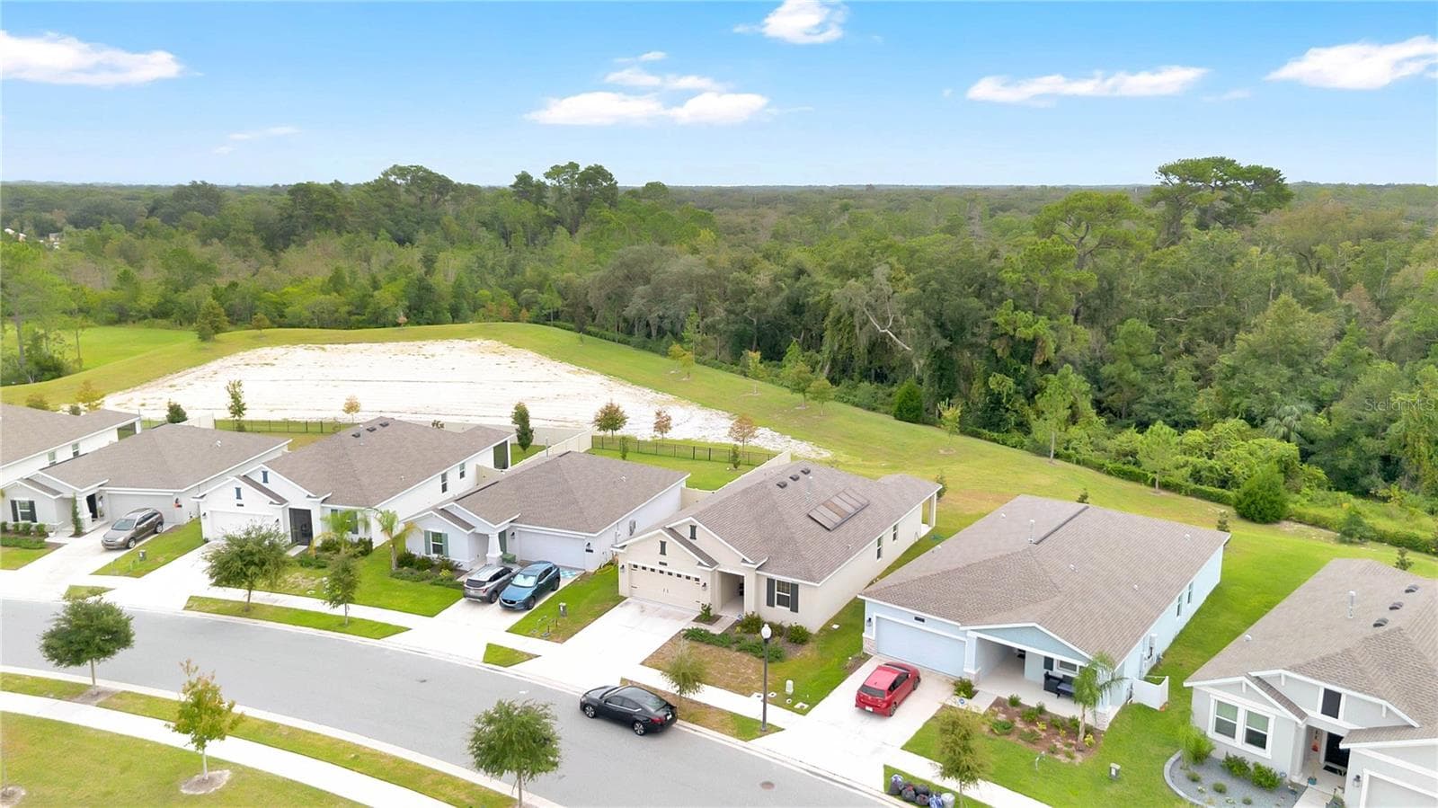 Single Family Residence at 34024 SKY BLOSSOM CIR, LEESBURG, photo 31 of 40