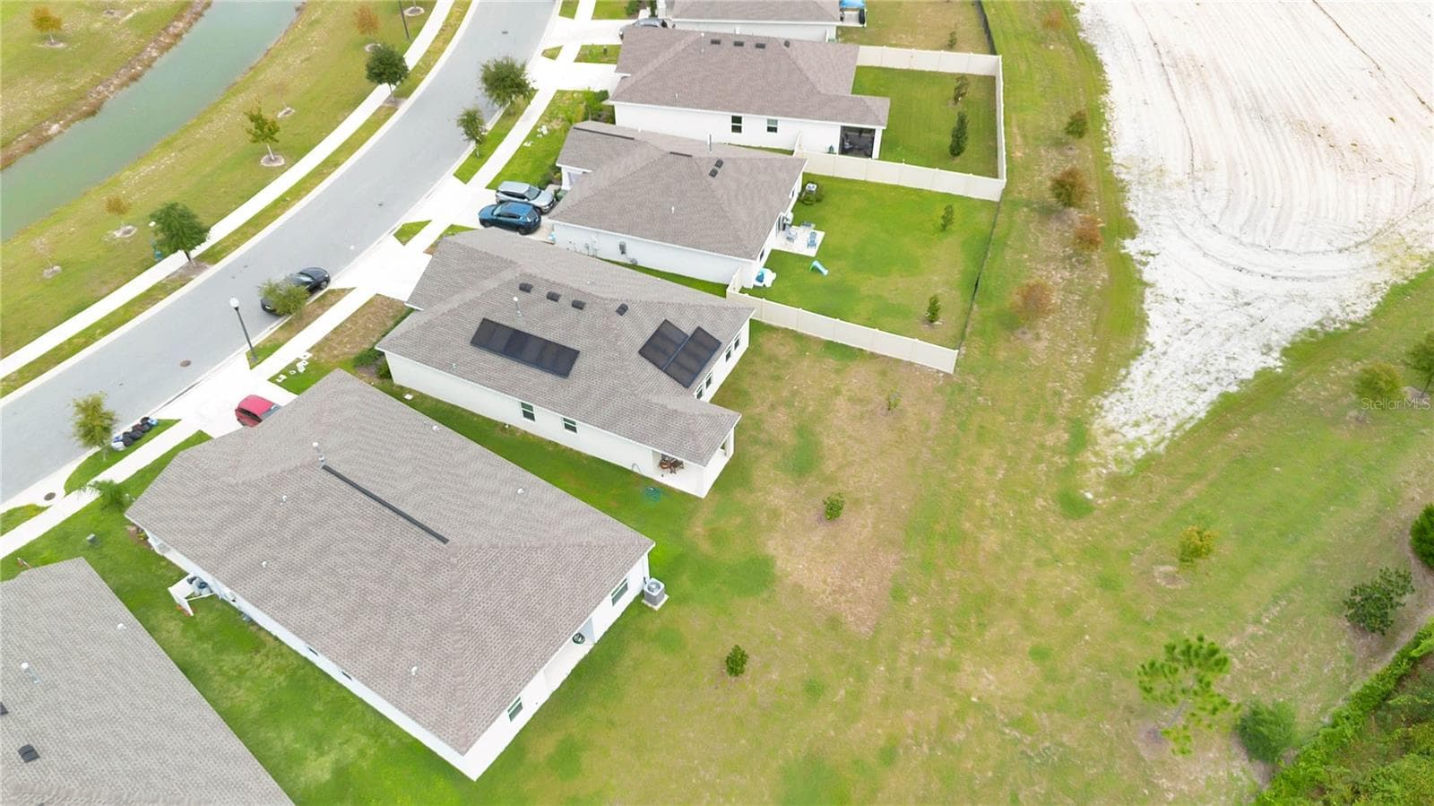 Single Family Residence at 34024 SKY BLOSSOM CIR, LEESBURG, photo 33 of 40