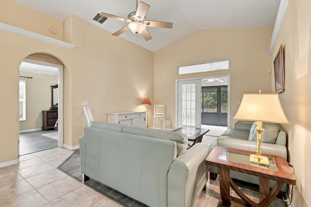 Single Family Residence at 81 GOLFVIEW CIR, UMATILLA, photo 26 of 50
