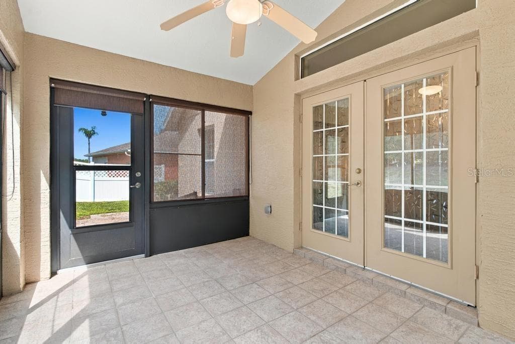 Florida-Sun Room - 81 GOLFVIEW CIR, UMATILLA