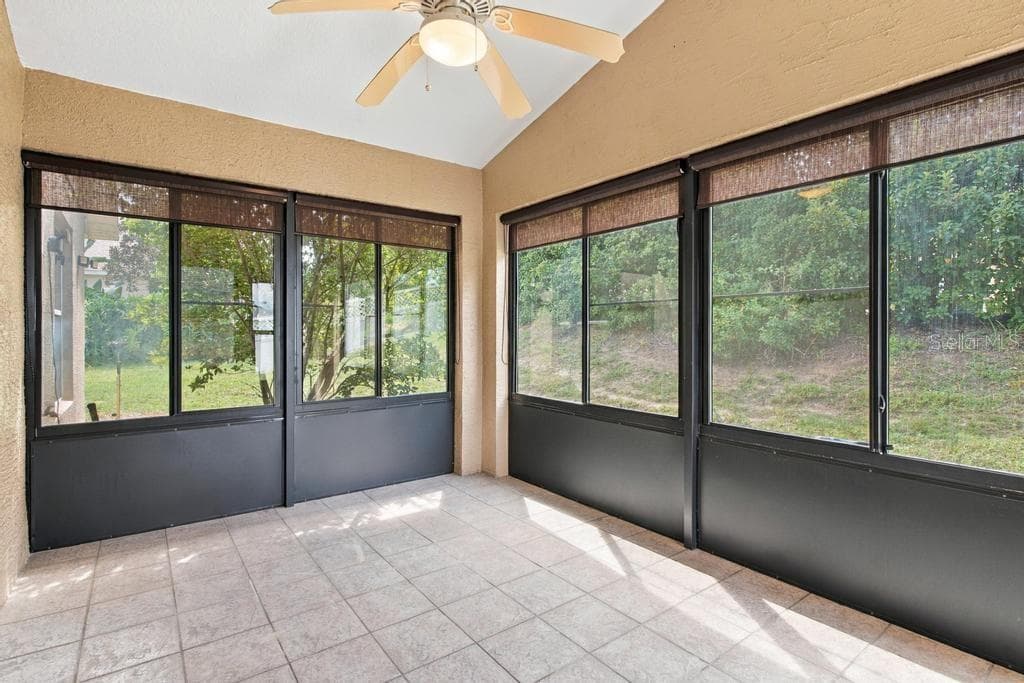 Florida Room! - 81 GOLFVIEW CIR, UMATILLA