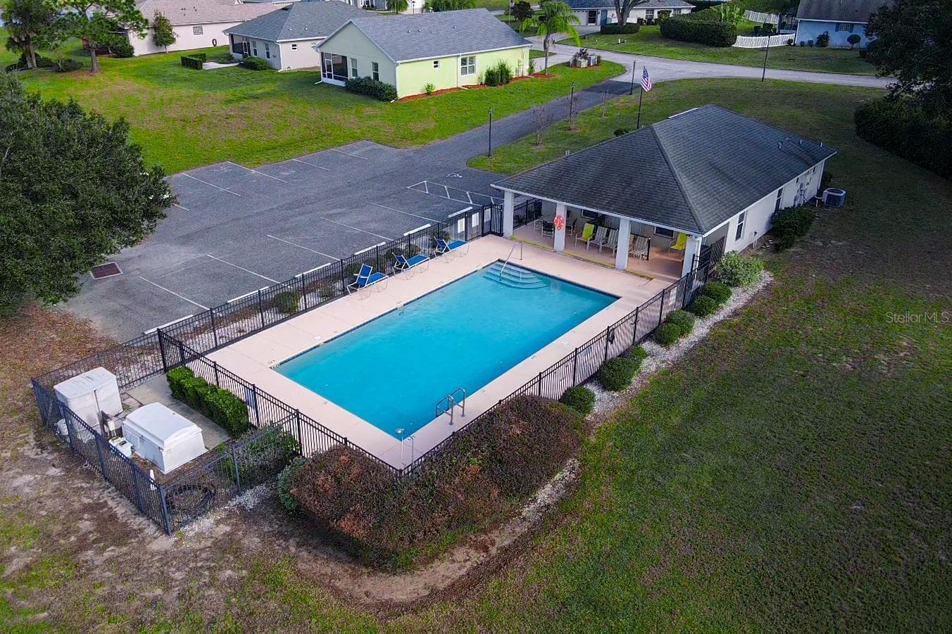 Community Facilities - 81 GOLFVIEW CIR, UMATILLA