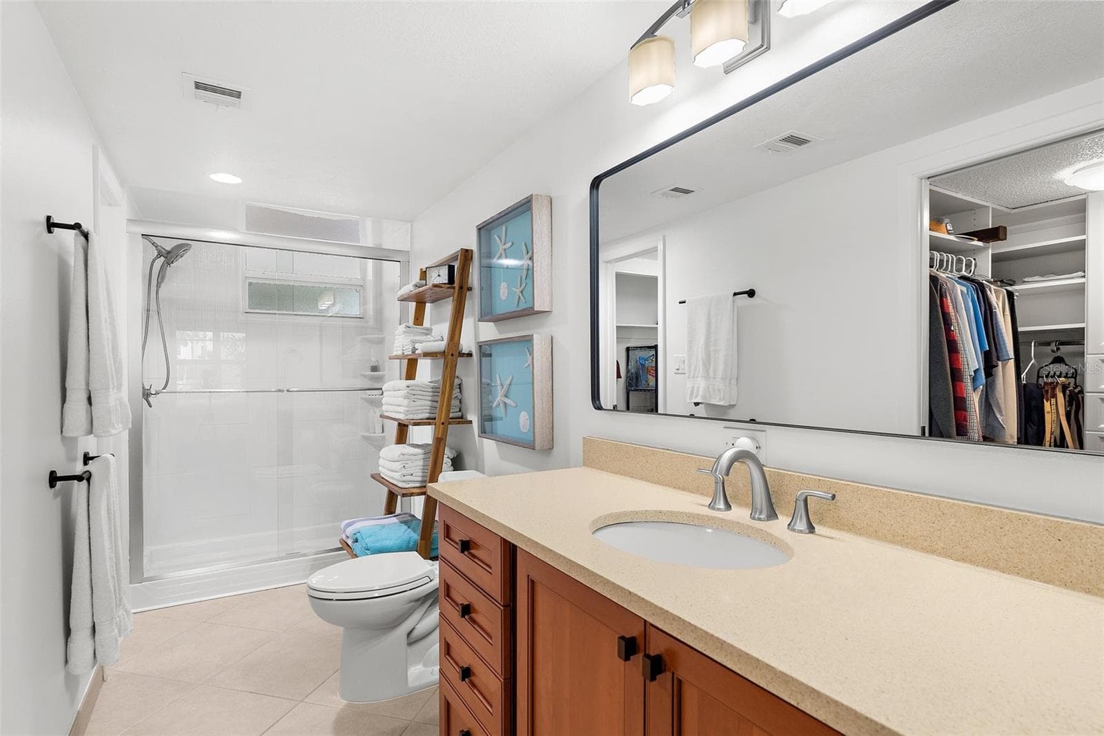 Primary Bedroom / Bath - 600 SUTTON PL #101B, LONGBOAT KEY