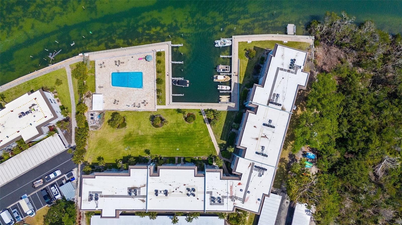 Suttons Place. Home Sweet Home - 600 SUTTON PL #101B, LONGBOAT KEY