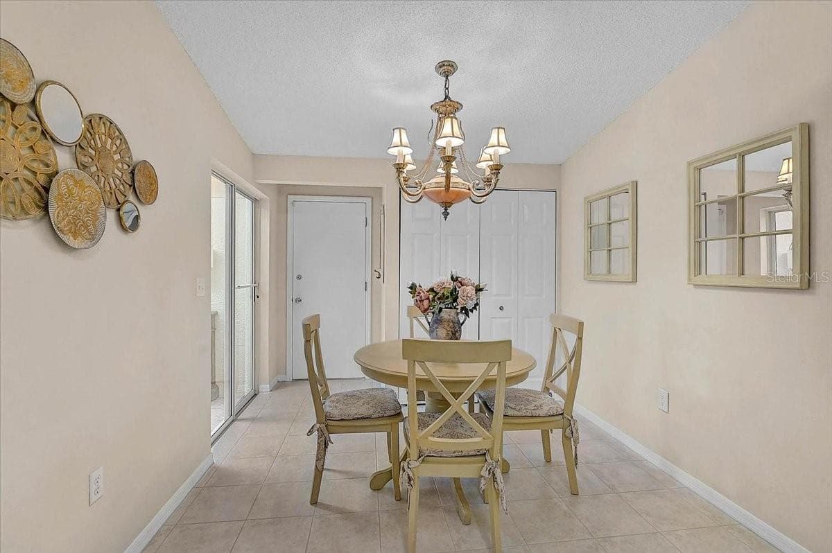 Villa at 4238 CADDIE DR E, BRADENTON, photo 9 of 45