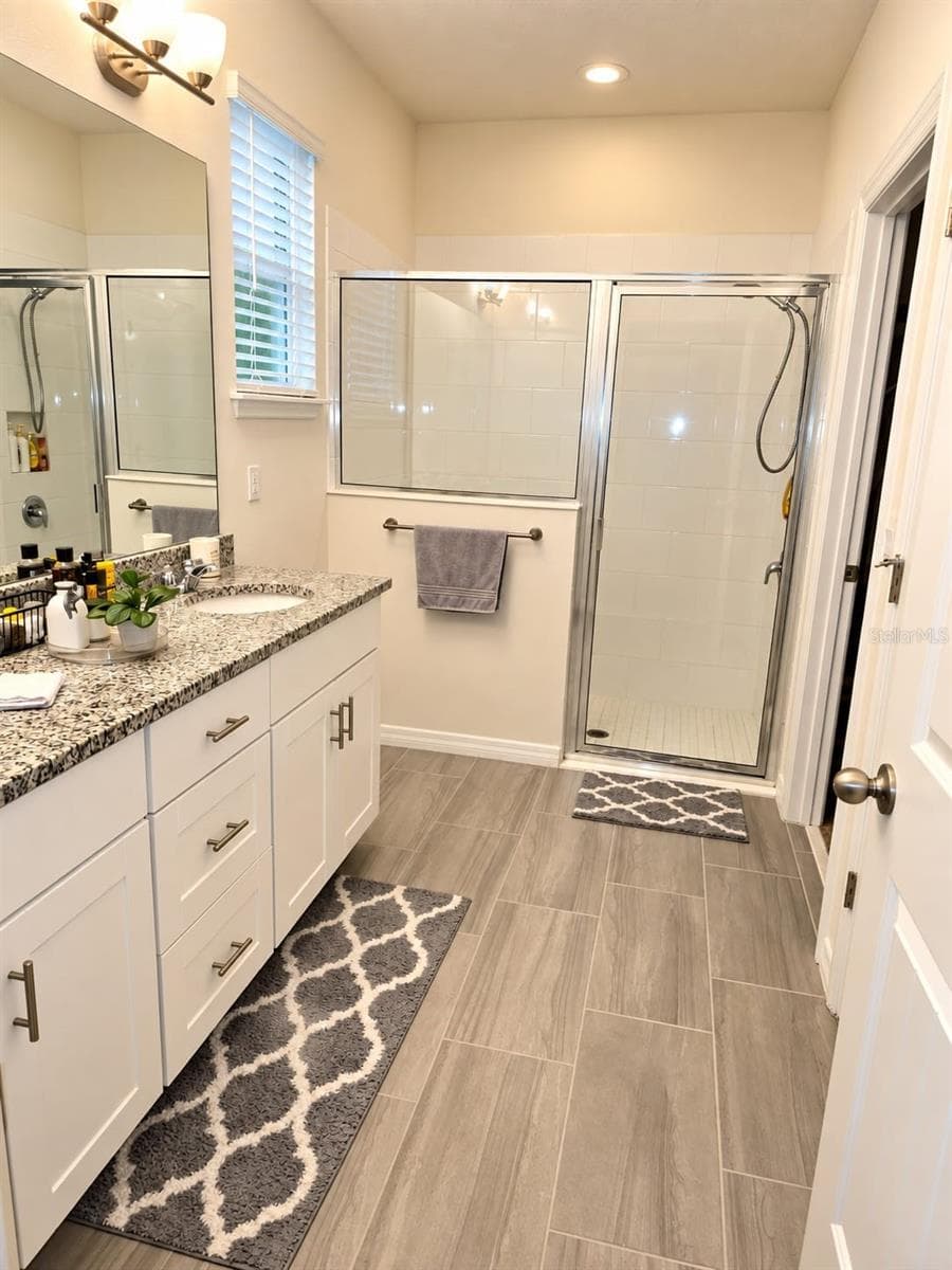 Single Family Residence at 8649 FLAGSHIP ALY, WINTER GARDEN, photo 15 of 18
