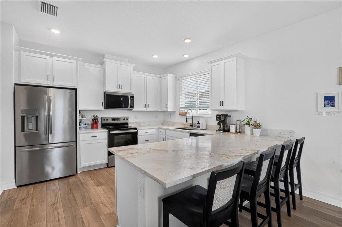Single Family Residence at 10971 BLUESTEM CV, PARRISH, photo 3 of 28