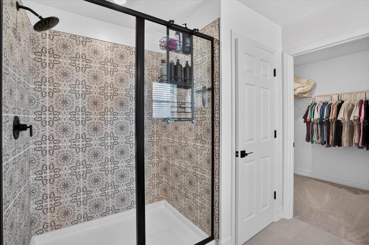 Primary shower - 10971 BLUESTEM CV, PARRISH