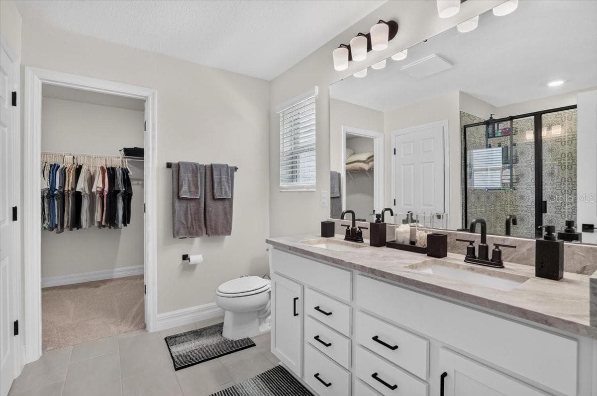 Primary bath - 10971 BLUESTEM CV, PARRISH