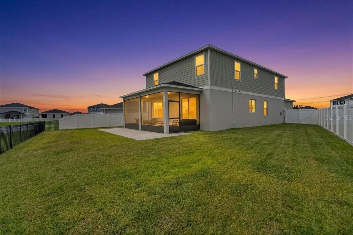 Single Family Residence at 10971 BLUESTEM CV, PARRISH, photo 9 of 28
