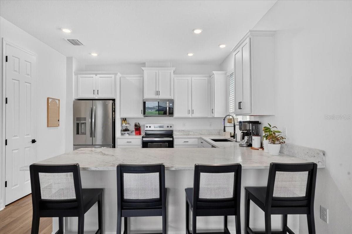Single Family Residence at 10971 BLUESTEM CV, PARRISH, photo 12 of 28