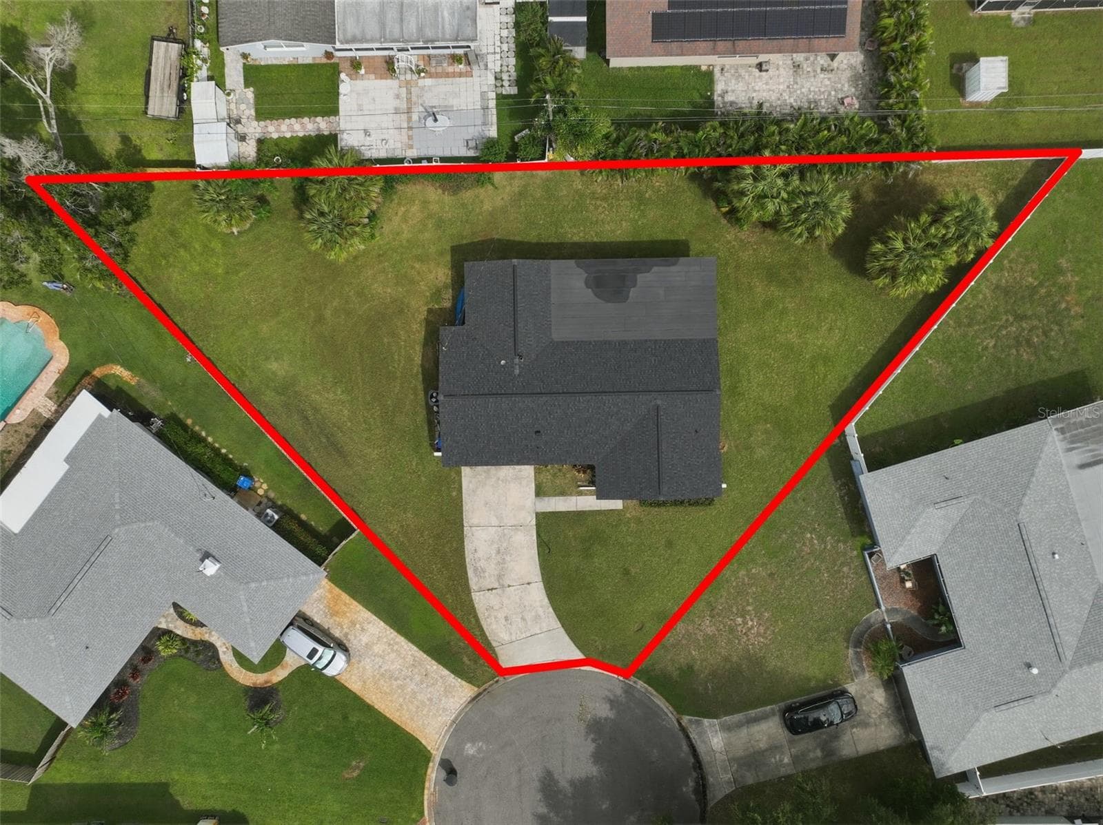 Single Family Residence at 5915 35TH AVE N, ST PETERSBURG, photo 6 of 87