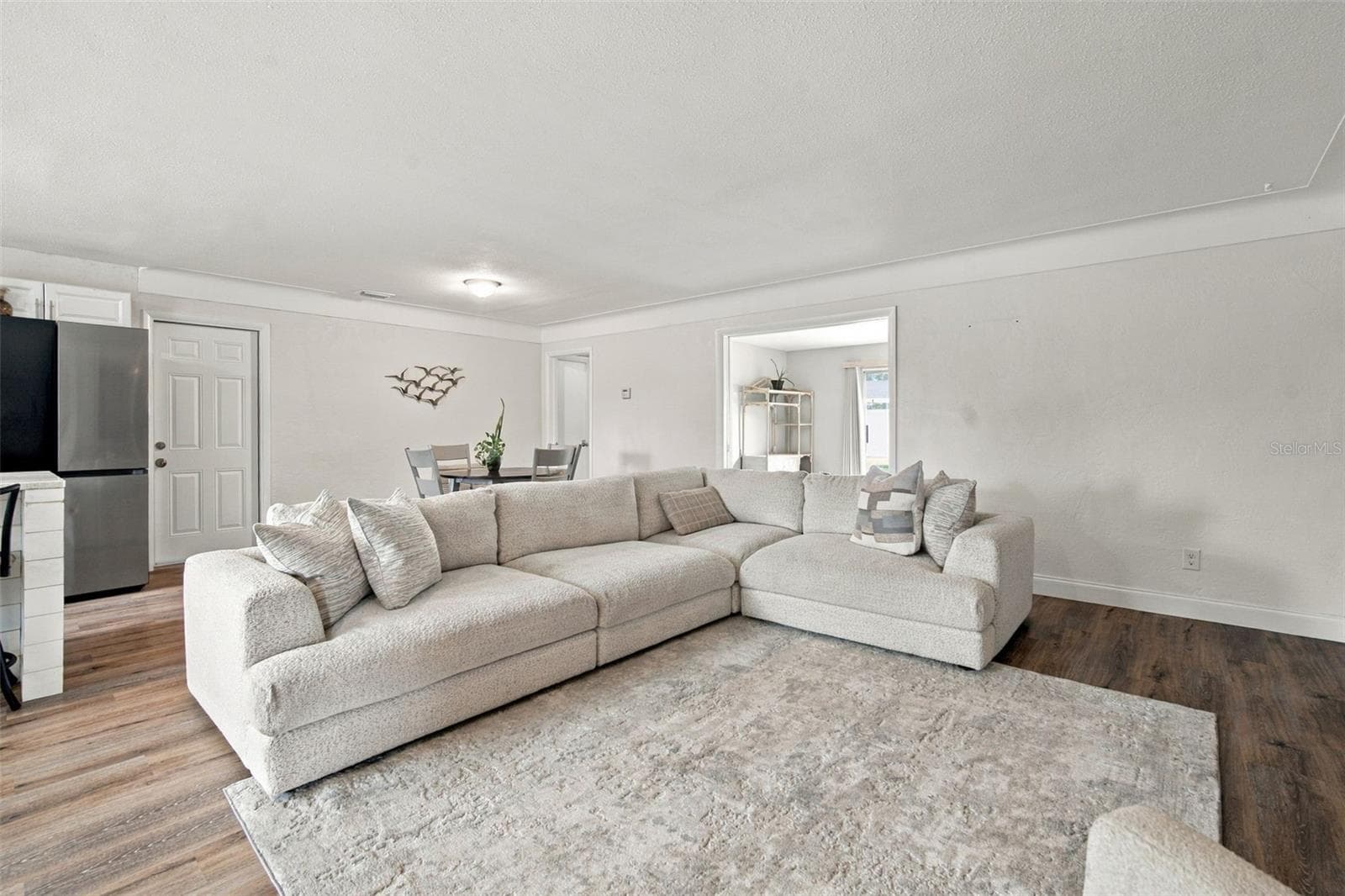 Single Family Residence at 5915 35TH AVE N, ST PETERSBURG, photo 11 of 87