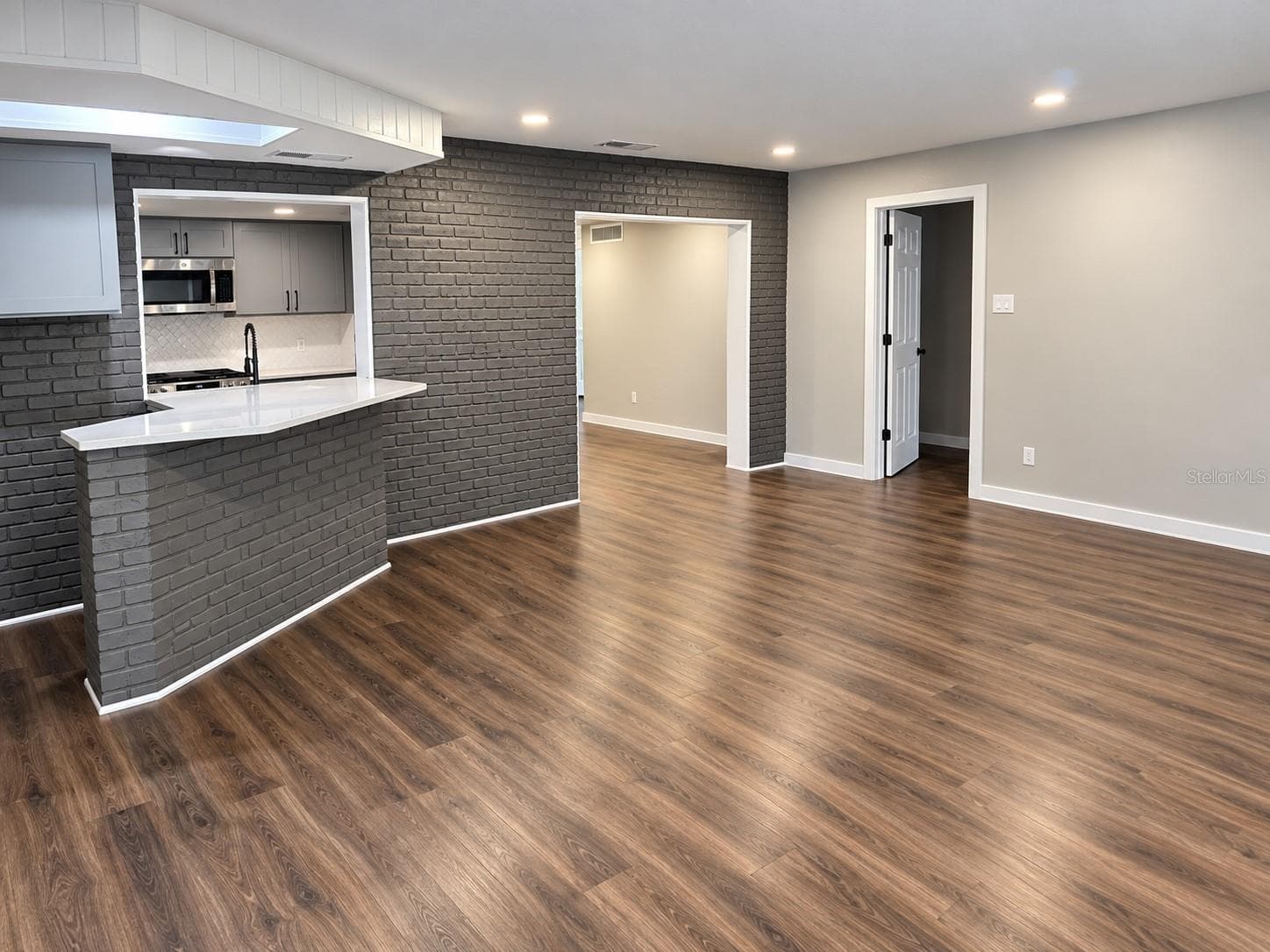 Single Family Residence at 24 W GARDEN AVE, WINTER GARDEN, photo 10 of 13