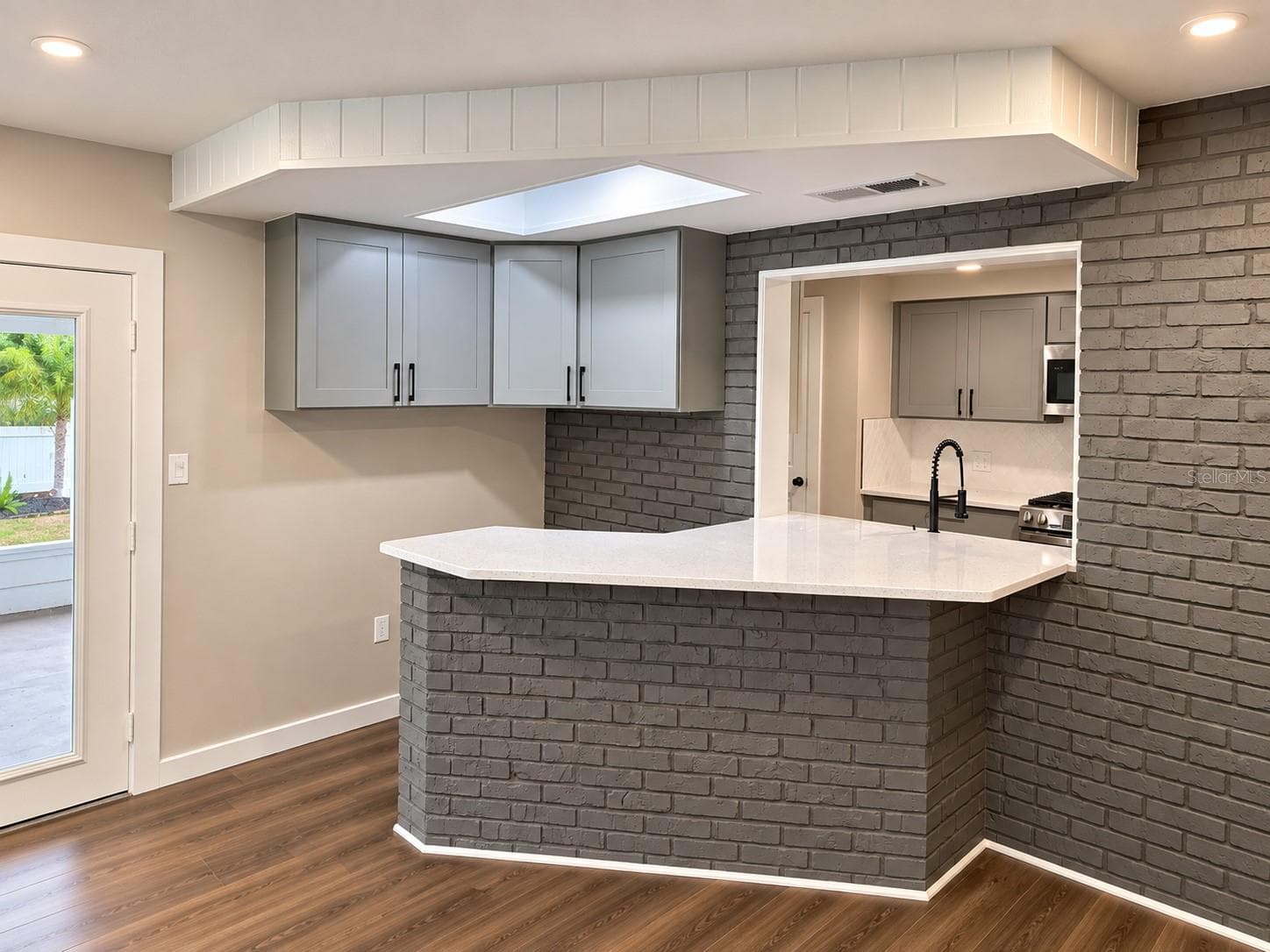 Single Family Residence at 24 W GARDEN AVE, WINTER GARDEN, photo 11 of 13