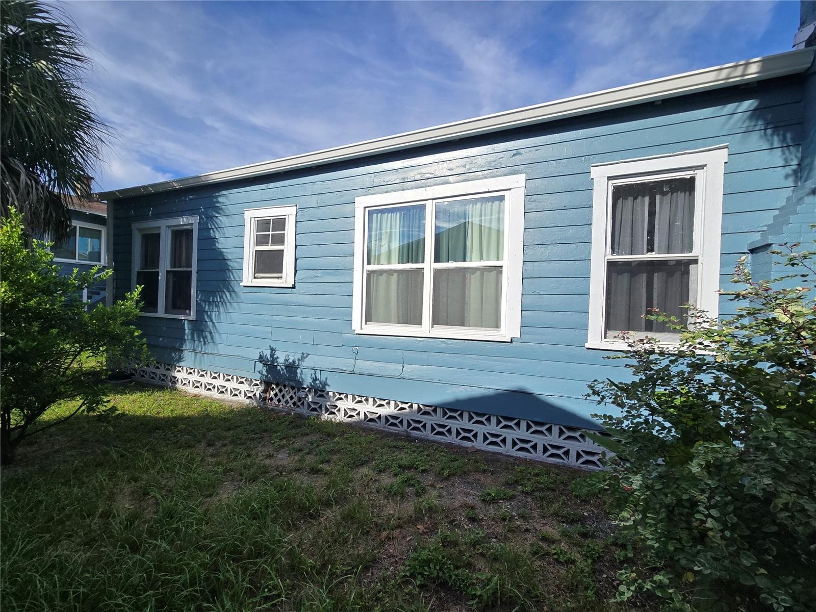 Duplex at 4502 9TH AVE S, ST PETERSBURG, photo 2 of 40