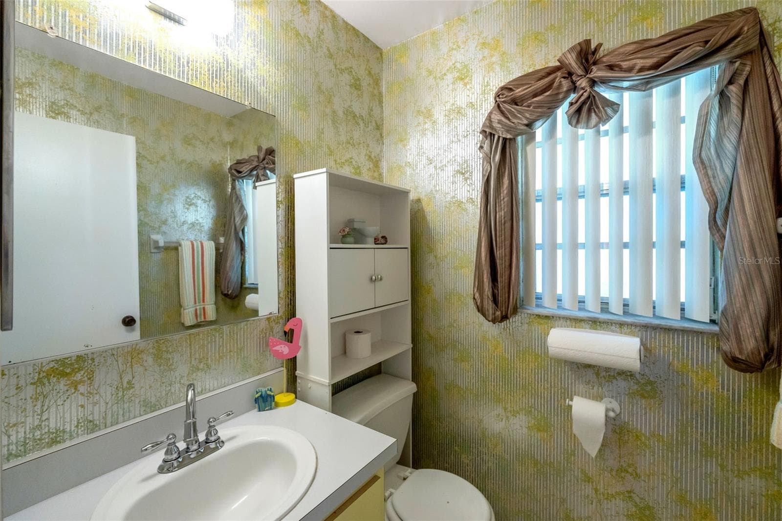 Condominium at 1814 FOXHUNT DR #A, SUN CITY CENTER, photo 8 of 24