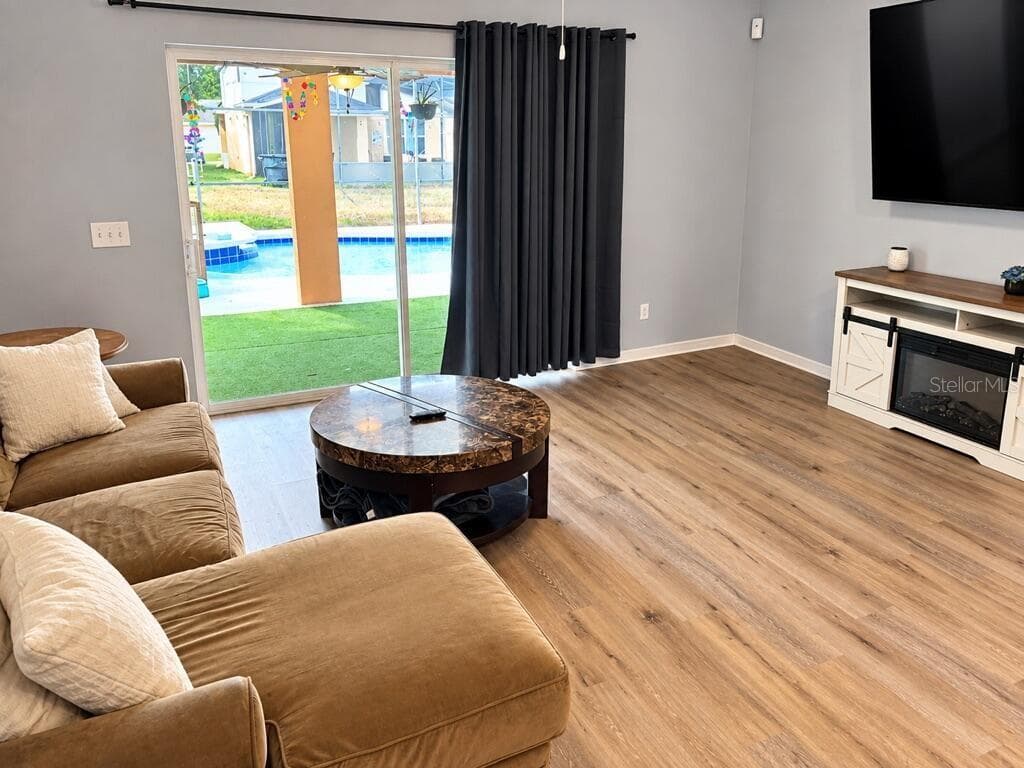 Single Family Residence at 600 SCRUB JAY WAY, DAVENPORT, photo 8 of 21