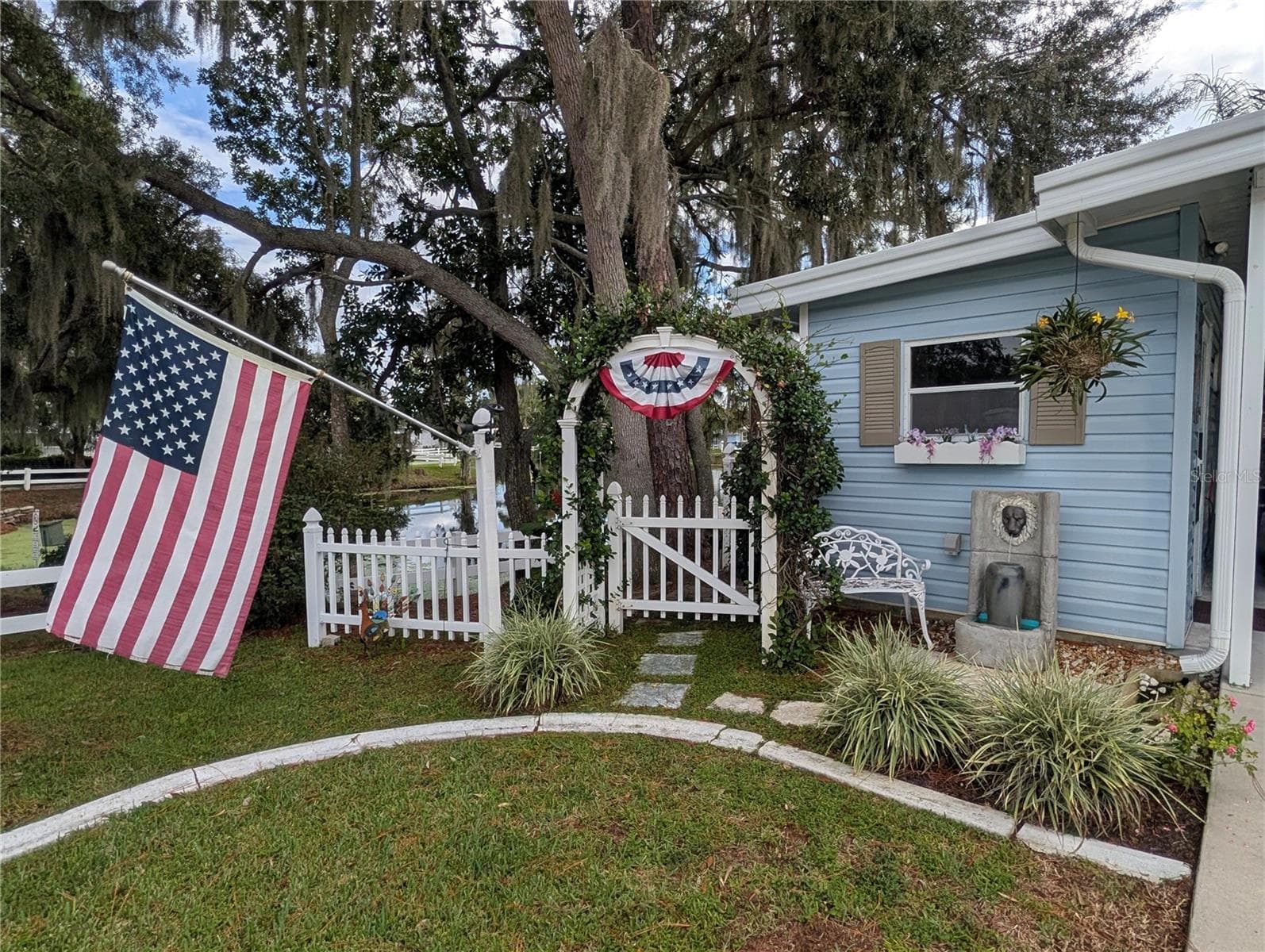 Manufactured Home at 3403 WEKIVA RD, TAVARES, photo 43 of 52
