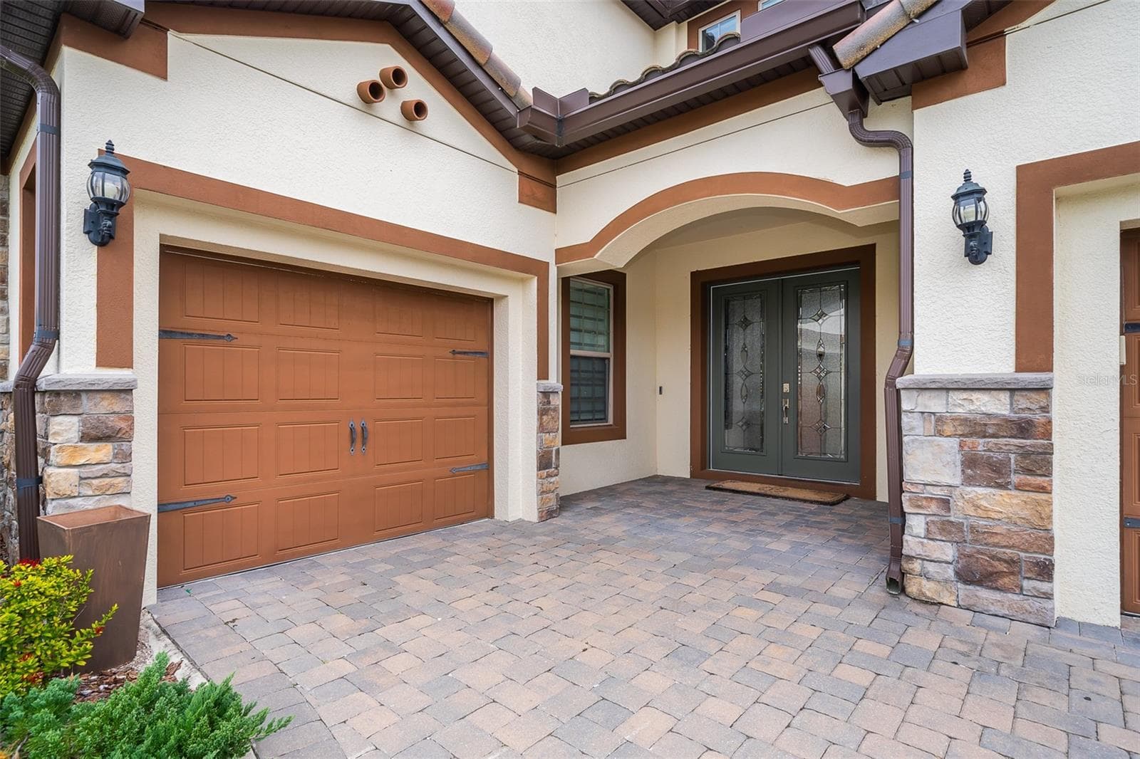 Single Family Residence at 10867 SAVONA WAY, ORLANDO, photo 2 of 37
