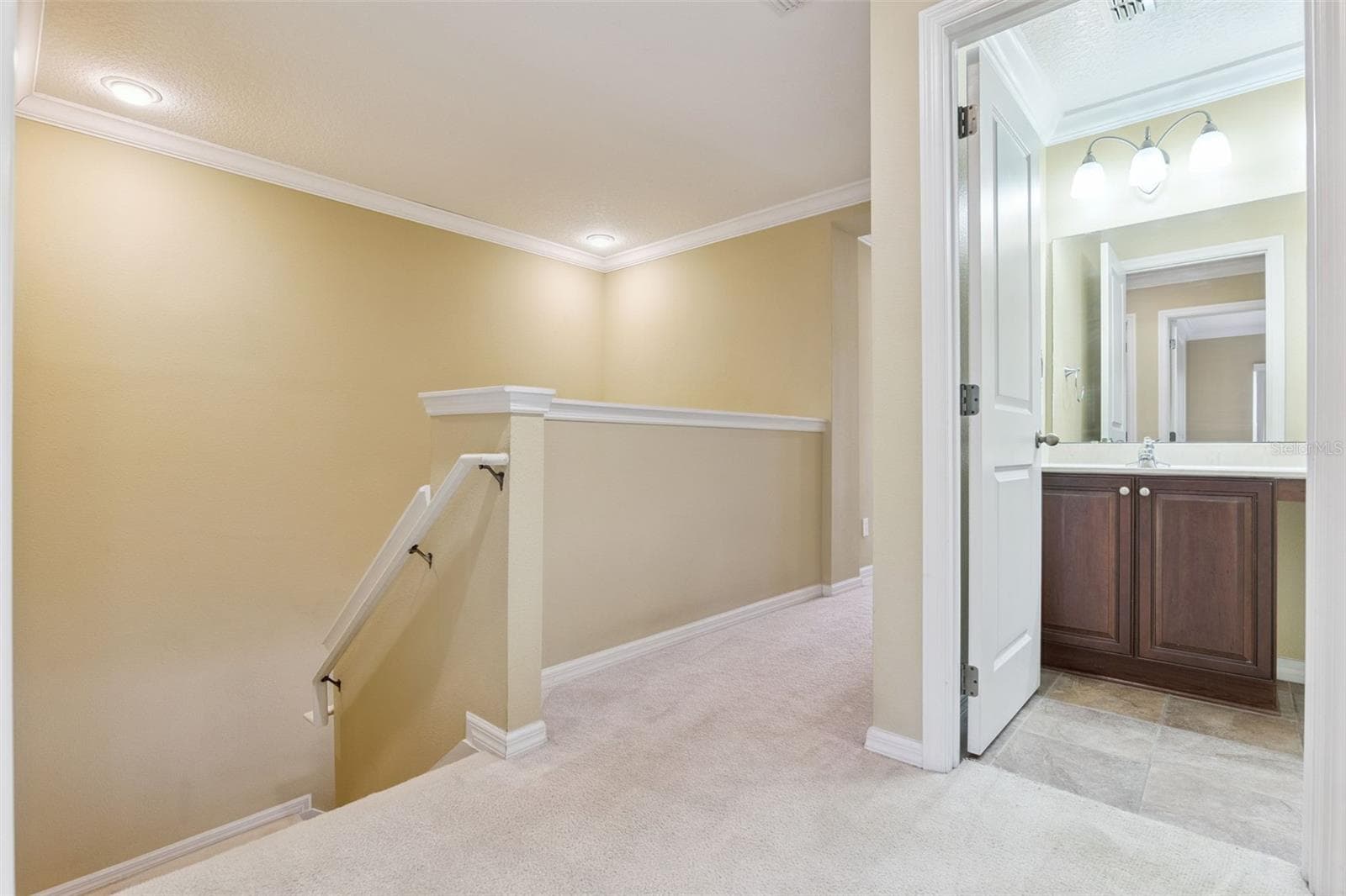 2nd Floor Entrance Hallway - 3853 GLIDING PL, SANFORD