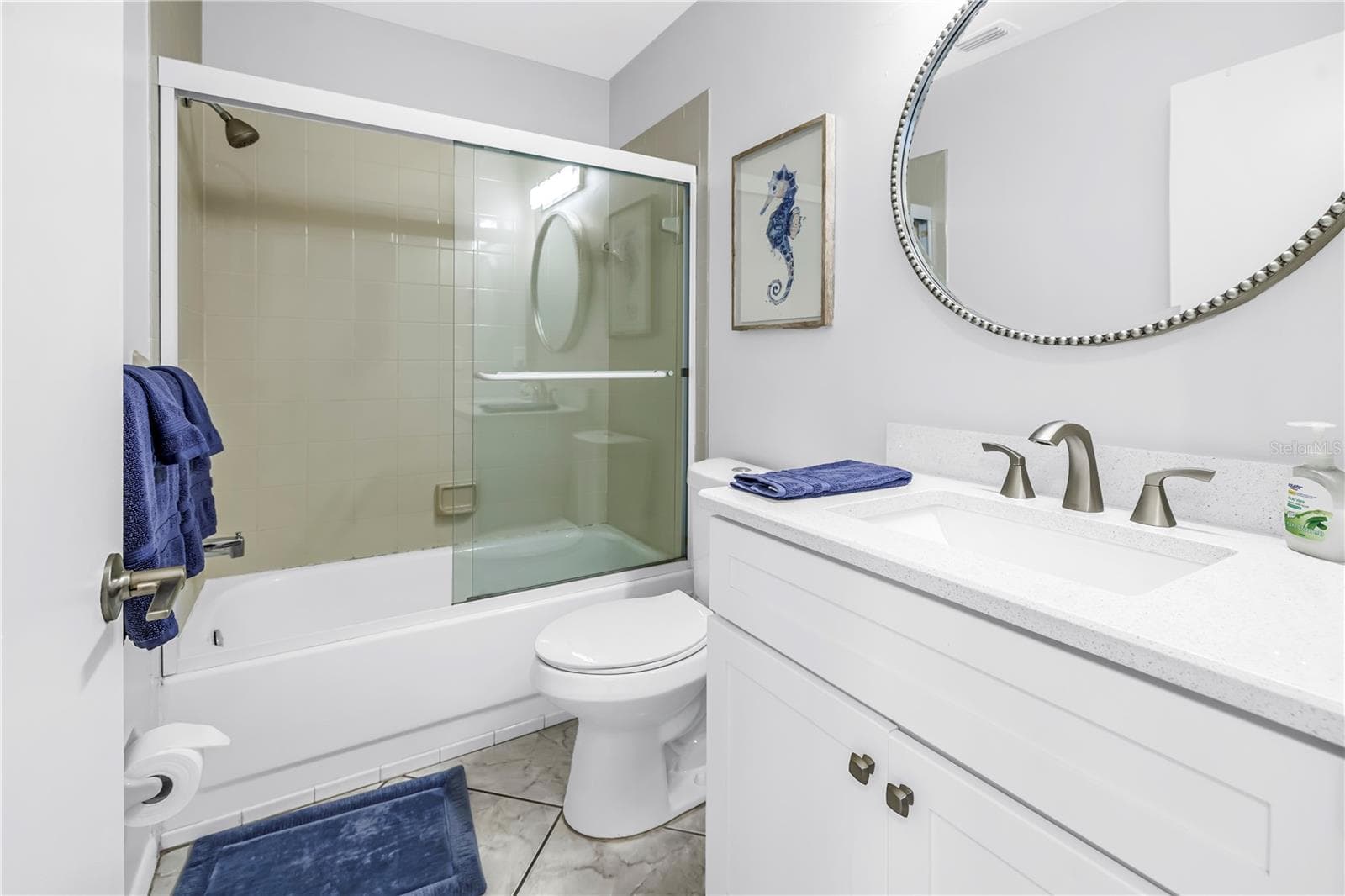 2ne bathroom - 4610 47TH AVE W #201, BRADENTON