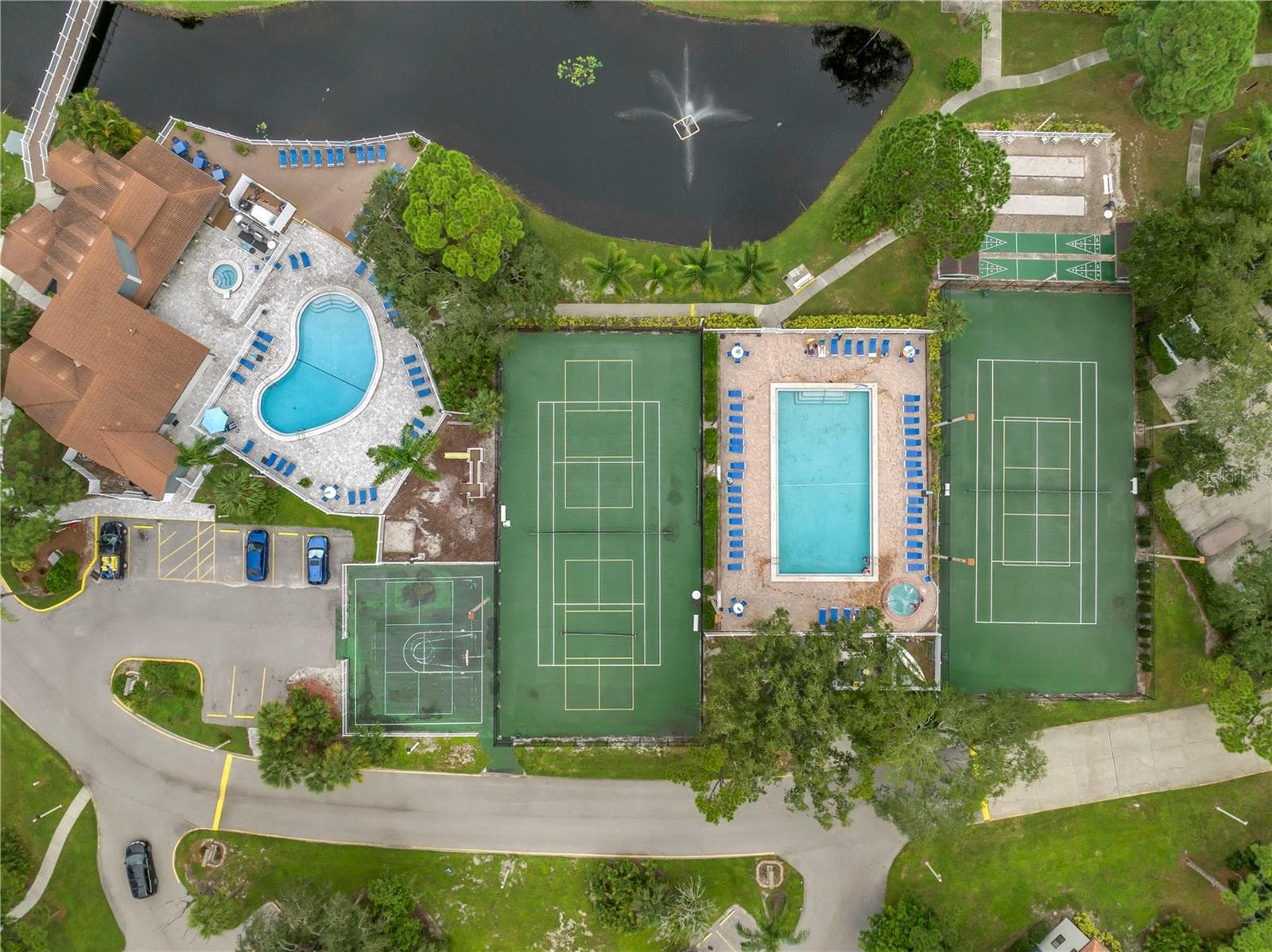 Condominium at 4610 47TH AVE W #201, BRADENTON, photo 35 of 53