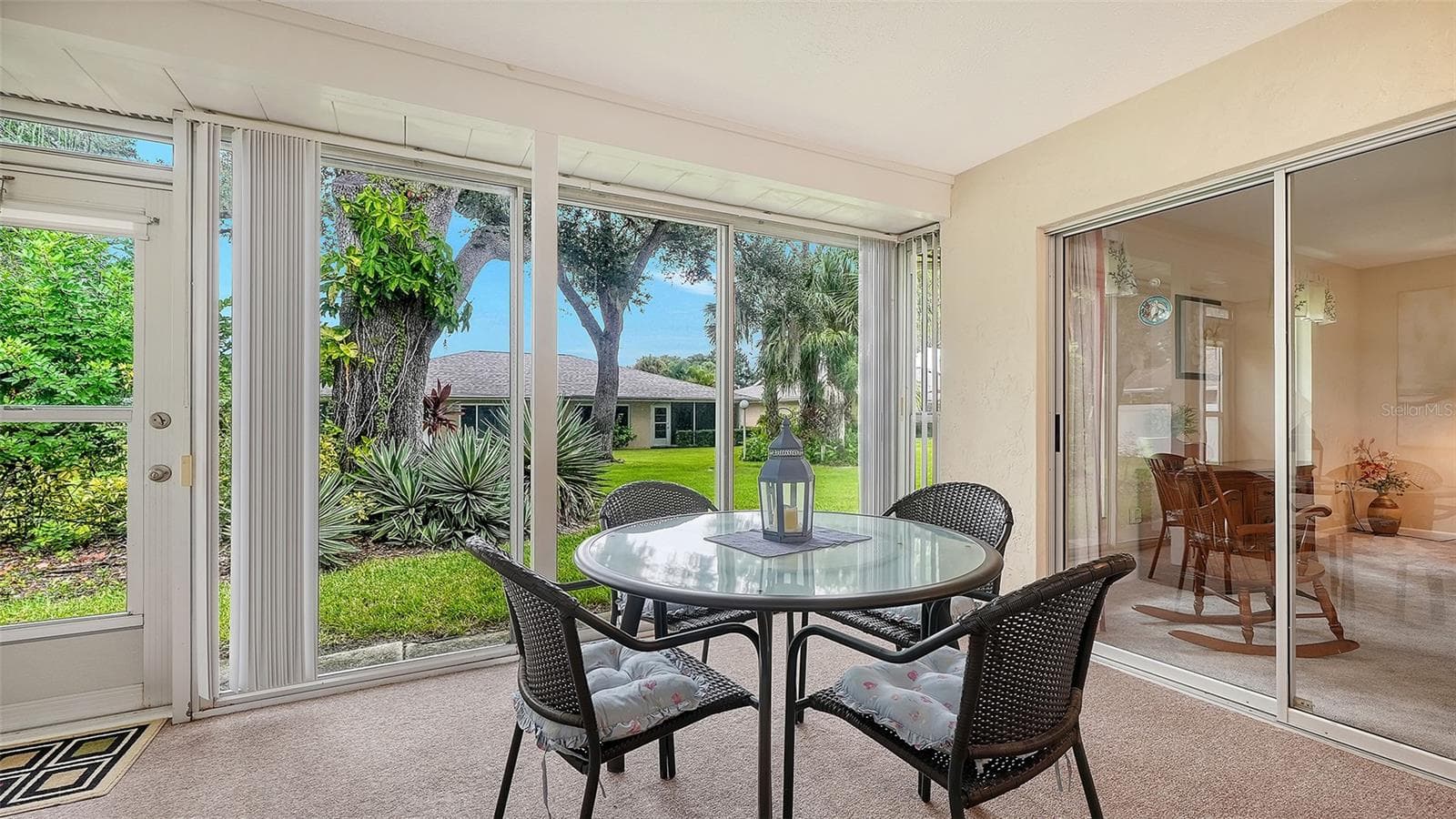 Nature greets you all day. - 4207 BOWLING GREEN CIR, SARASOTA