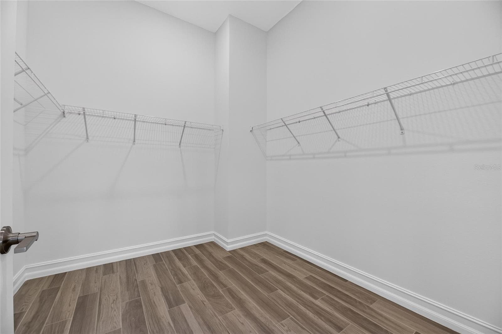 Master Walk In Closet - 1074 SEAGRAPE DR, RUSKIN