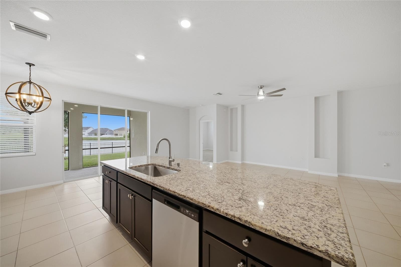 Single Family Residence at 3940 MOSSY LIMB CT, PALMETTO, photo 17 of 42
