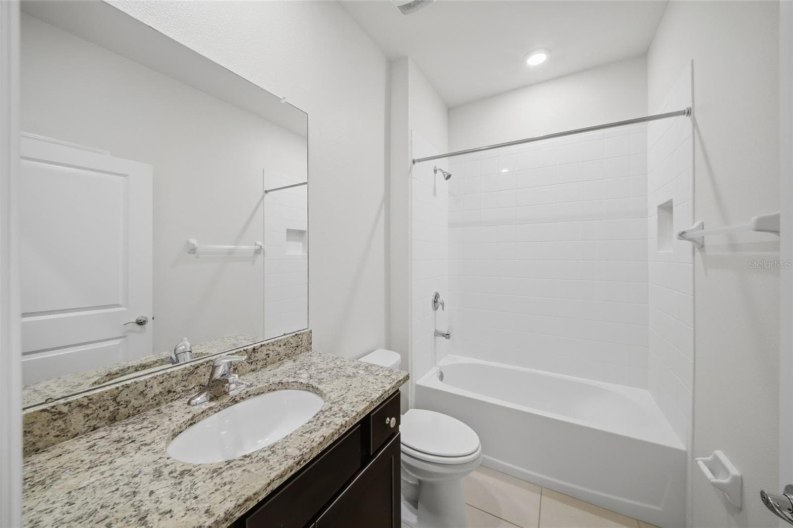 Single Family Residence at 3940 MOSSY LIMB CT, PALMETTO, photo 27 of 42