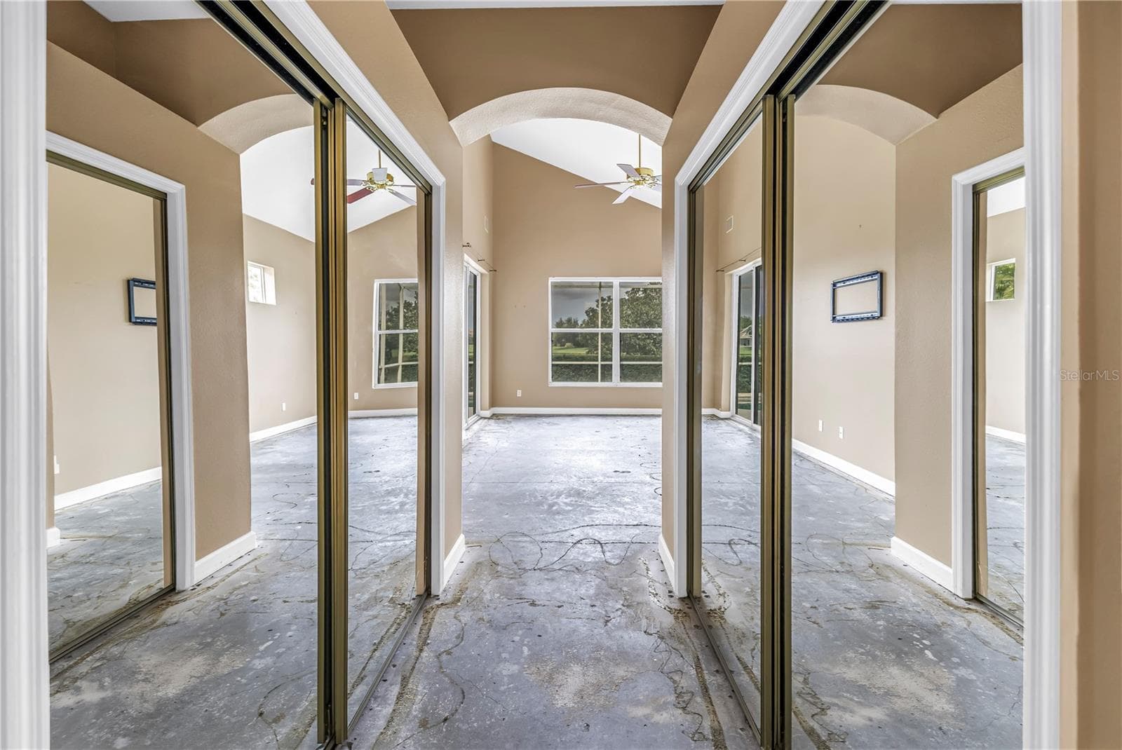 Single Family Residence at 9724 SAGO POINT DR, SEMINOLE, photo 20 of 53