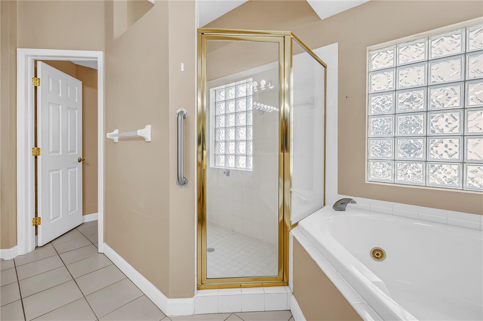Single Family Residence at 9724 SAGO POINT DR, SEMINOLE, photo 21 of 53