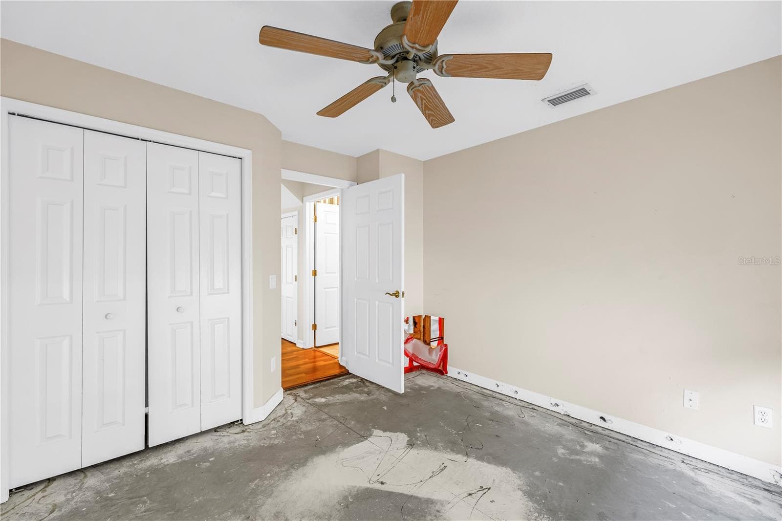 Single Family Residence at 9724 SAGO POINT DR, SEMINOLE, photo 24 of 53