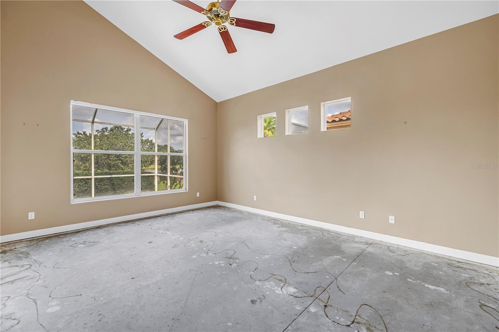 Single Family Residence at 9724 SAGO POINT DR, SEMINOLE, photo 25 of 53