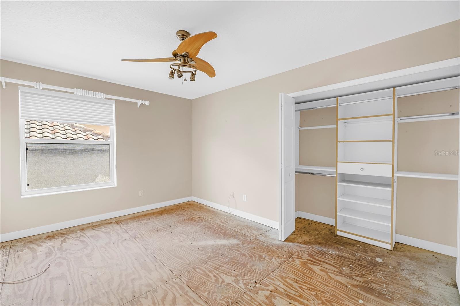 Single Family Residence at 9724 SAGO POINT DR, SEMINOLE, photo 32 of 53