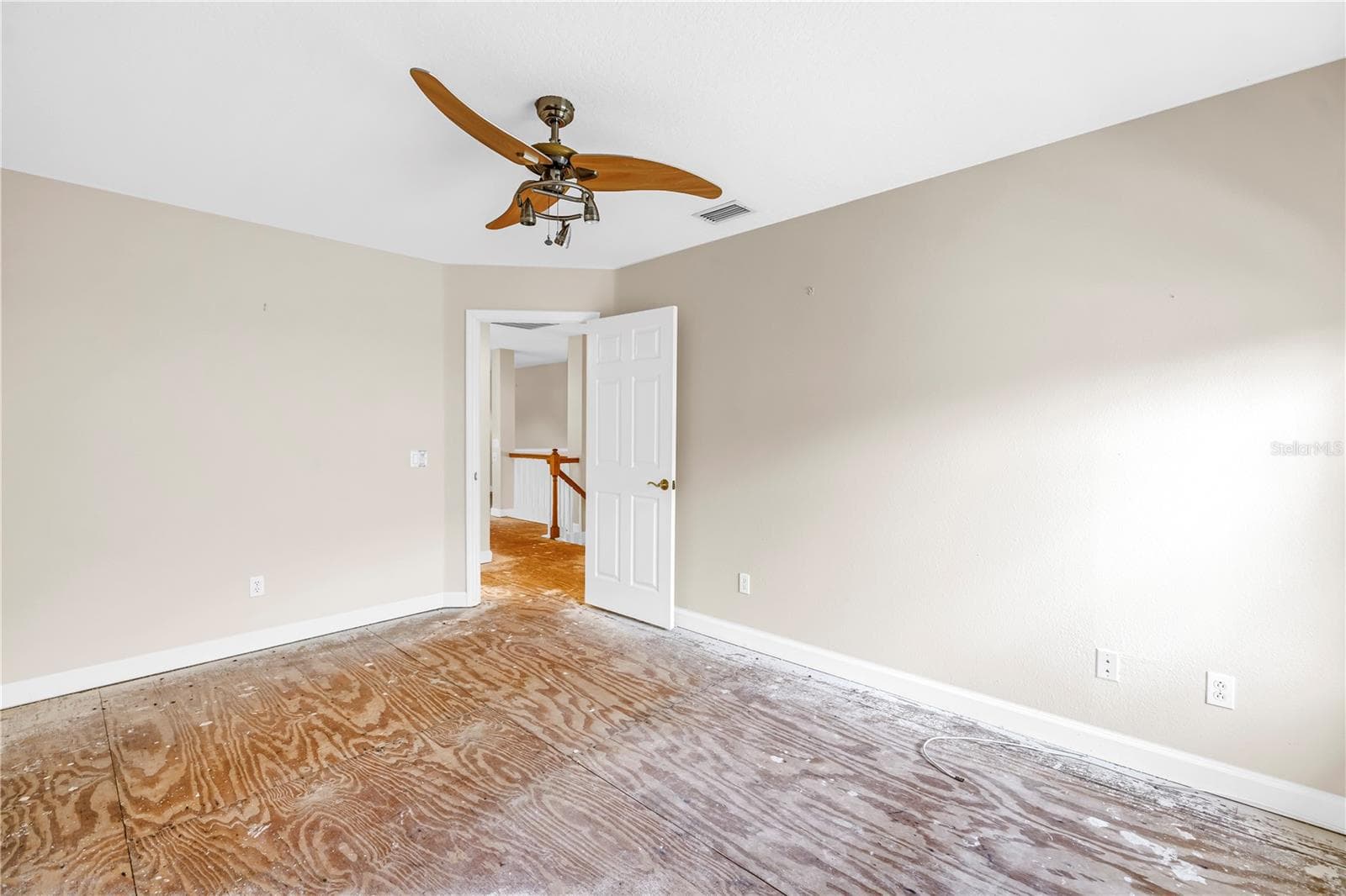 Single Family Residence at 9724 SAGO POINT DR, SEMINOLE, photo 33 of 53