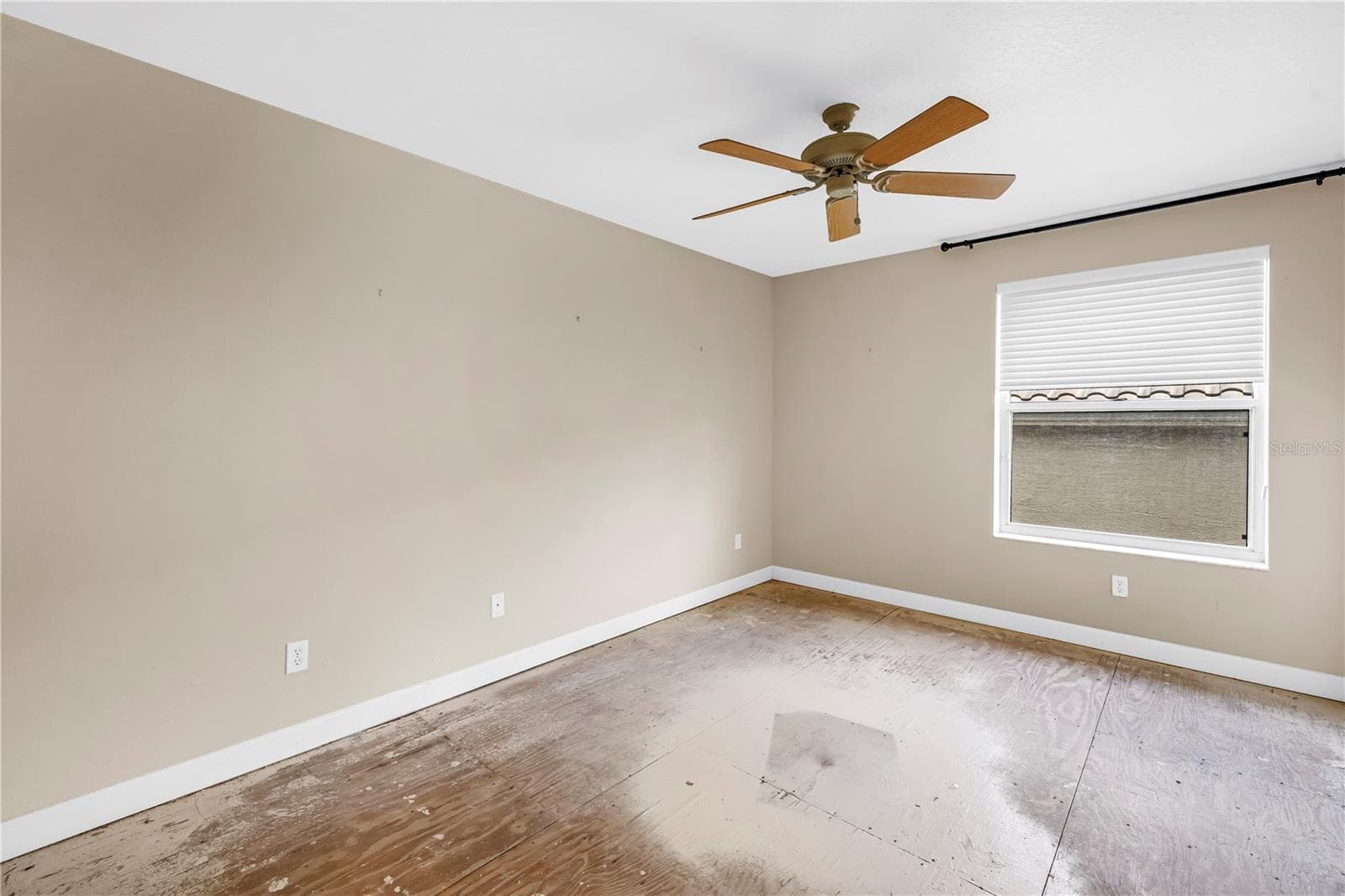 Single Family Residence at 9724 SAGO POINT DR, SEMINOLE, photo 36 of 53